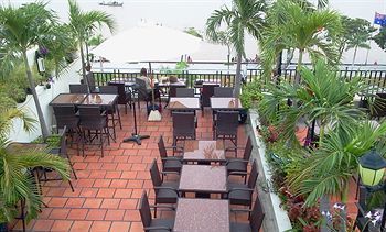 Bougainvillier Hotel  And� Re