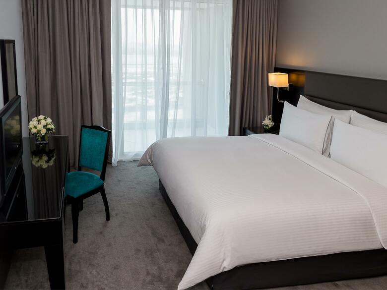 Flora Creek Hotel Apartments