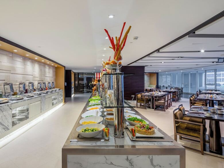 Flora Creek Hotel Apartments