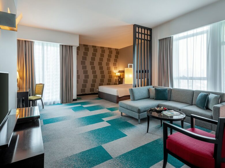 Flora Creek Hotel Apartments
