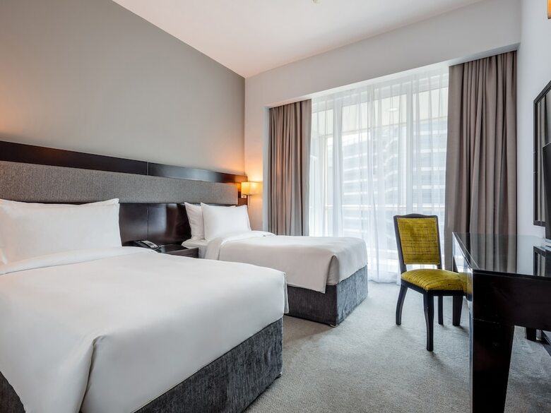 Flora Creek Hotel Apartments