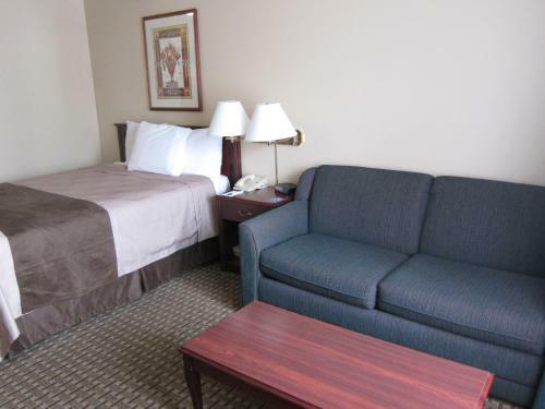 Travelodge Hotel Ottawa & Conference Centre