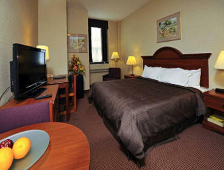 Hotel Days Inn Toronto East Beaches
