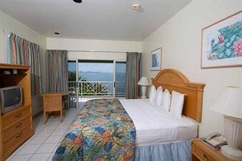 Maria's By The Sea Hotel