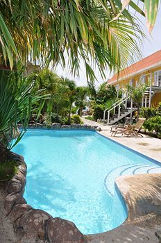Hotel Scuba Lodge