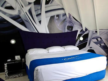 Otrobanda Hotel & Casino