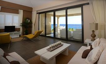 Aparthotel The Beach House Curacao