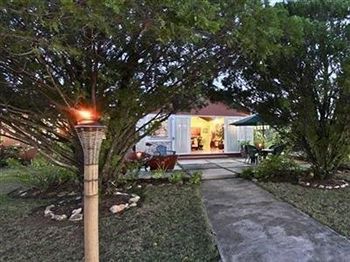 Paradise Fantasy Beachfront Villa