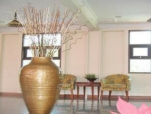 D'ferringhi Hotel & Restaurant