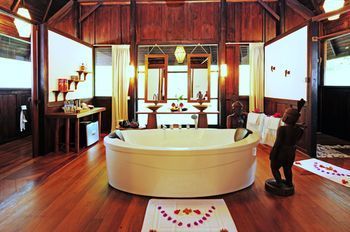 Hotel Villa Inle Resort & Spa