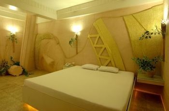 Hotel Victoria Court Balintawak