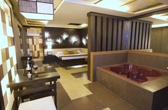 Hotel Victoria Court Balintawak