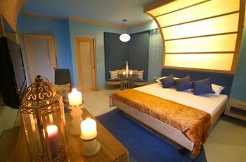 Hotel Victoria Court North Edsa