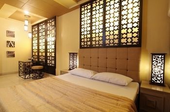 Hotel Victoria Court North Edsa