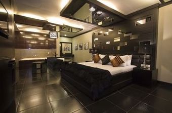Hotel Victoria Court North Edsa