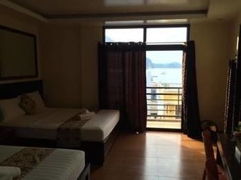 Rovic's Tourist Hotel