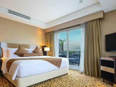 Acacia Hotel Manila