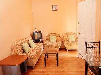 Sunny Point Hotel & Apartelle