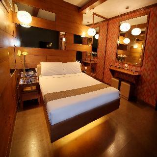 Hotel Victoria Court Cuneta