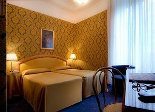 Hotel Marcella Royal