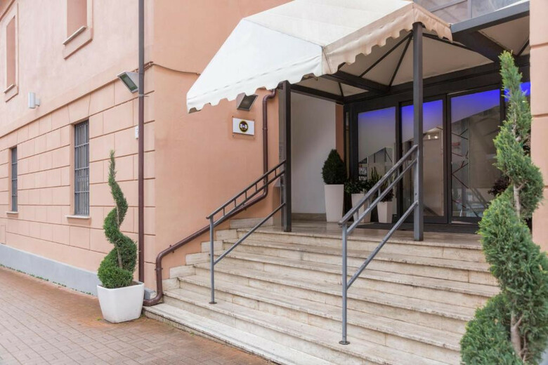 B&B Hotel Roma Tuscolana San Giovanni