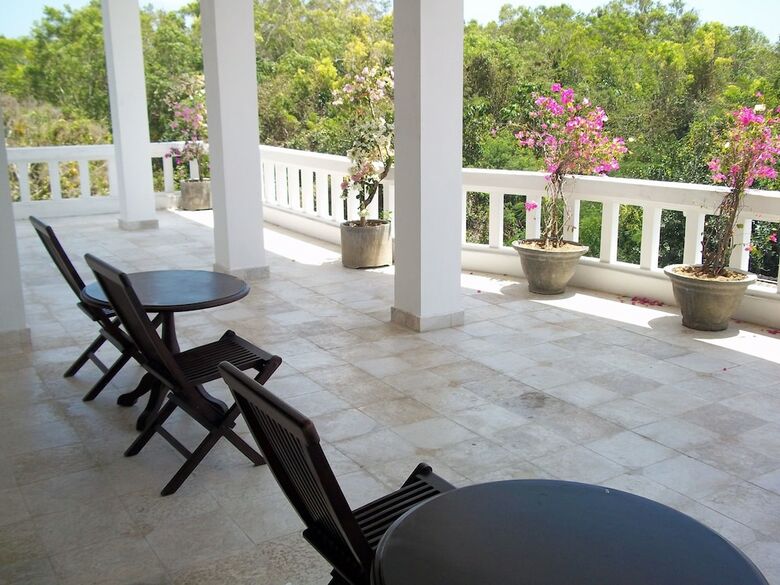 Hotel Dreamland Luxury Villas And S