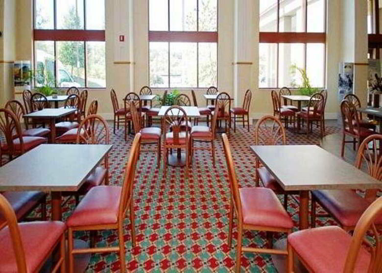 Hotel Sleep Inn & Suites Airport