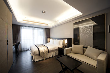 Aparthotel Itaipei Service Apartment