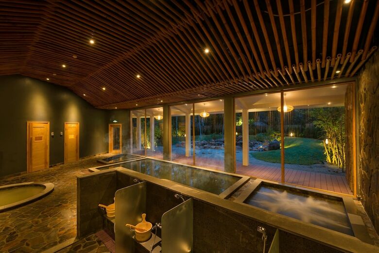 Alba Thanh Tan Hot Springs Resort