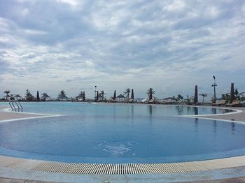 Rock Royal Hotel & Resort