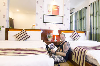 Pha Le Hotel