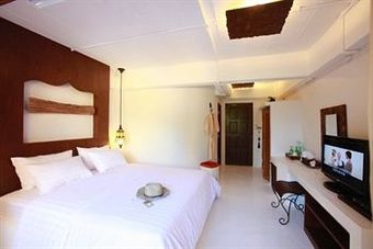 Riad Hua Hin Hotel
