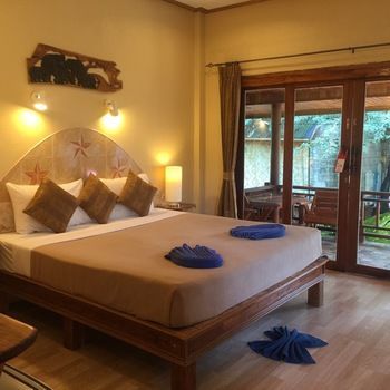 Hotel Kantiang Bay View Resort