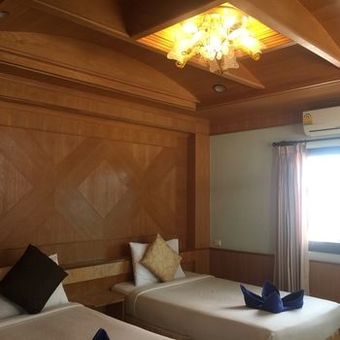 Hotel Kantiang Bay View Resort