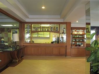 Apartamento Mae Pim Resort Hotel