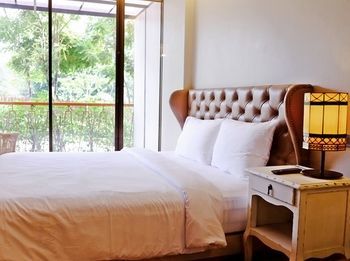 Aparthotel Balcony Courtyard Serviced Apartments