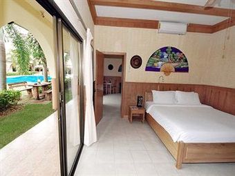 Hotel Getaway Resort Lake Mabprachan Thailand