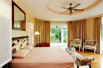 Villa Tamnak Beach House
