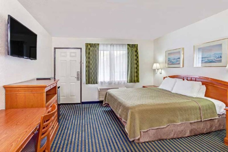 Hotel Travelodge Hollywood Vermont / Sunset