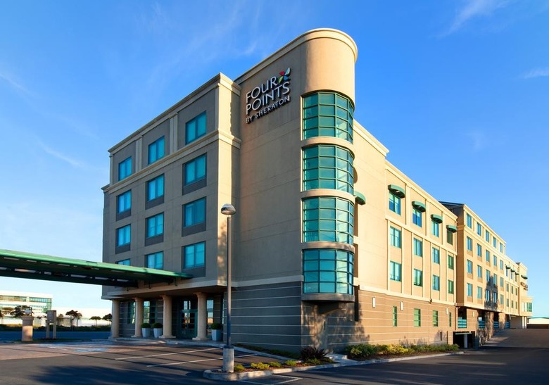 Four Points By Sheraton Hotel & Suites