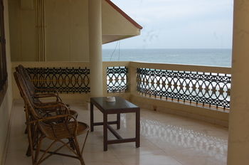 Hotel Hawah Beach Resort