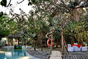 Hotel Lohagarh Fort Resort