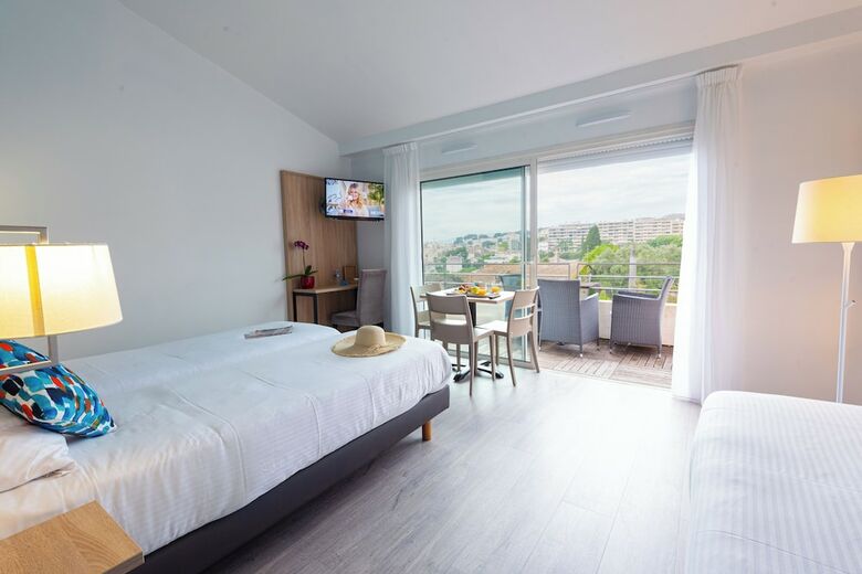 Hotel Rachel