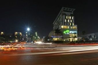 Hotel Whiz Prime Cifest-cikarang