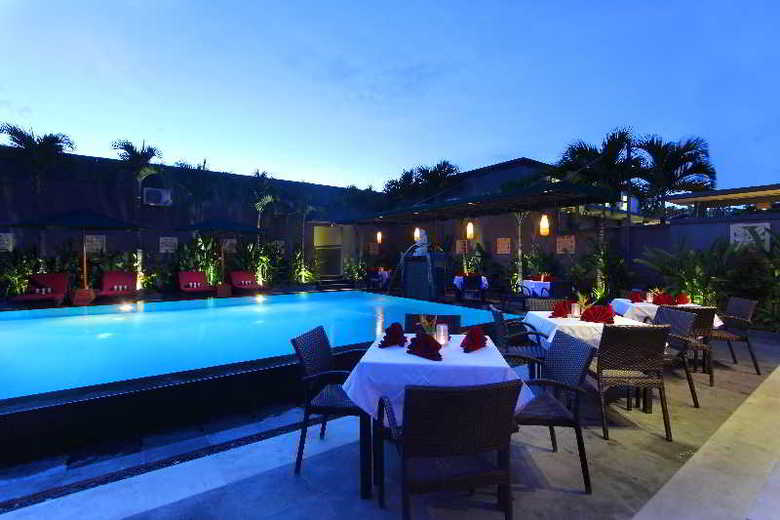 Aparthotel The Banyumas Villa