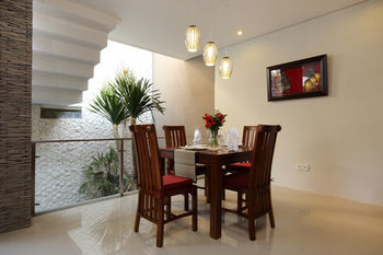 Royal Kriyamaha Villa