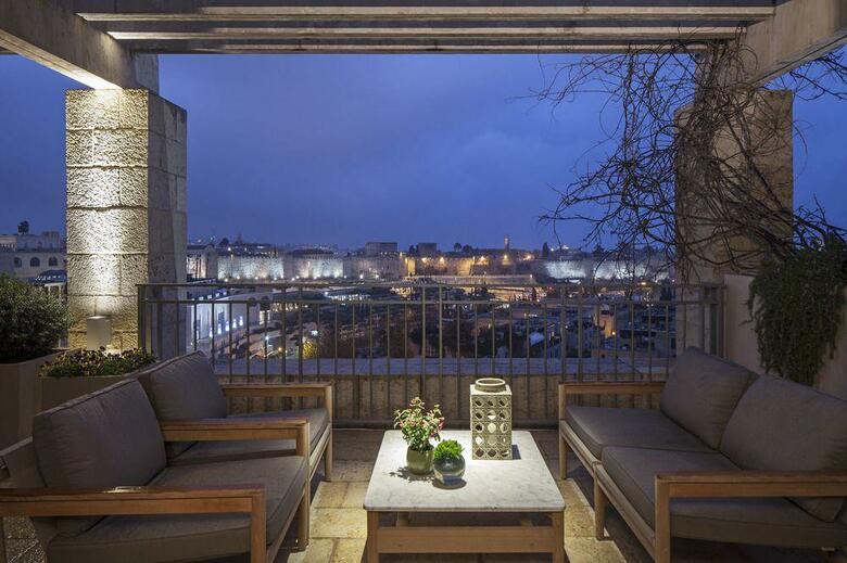 The David Citadel Hotel