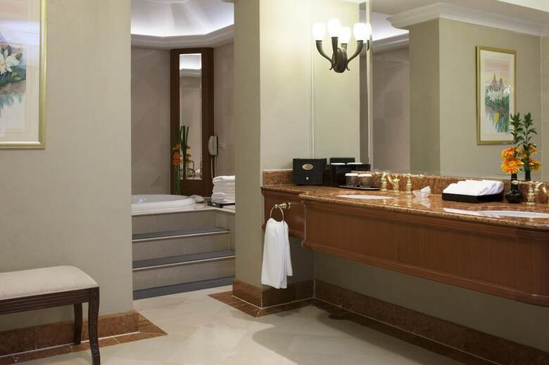 Hotel Intercontinental Phnom Penh