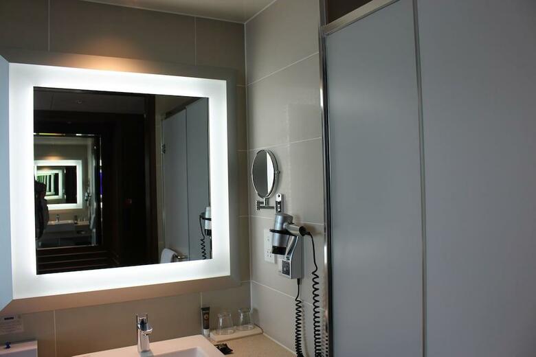 Hotel Novotel Ambassador Suwon