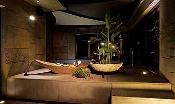 Lee Design Hotel